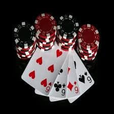 Tampilan meja Monopoly Live lampu777 dengan wheel interaktif dan dealer profesional